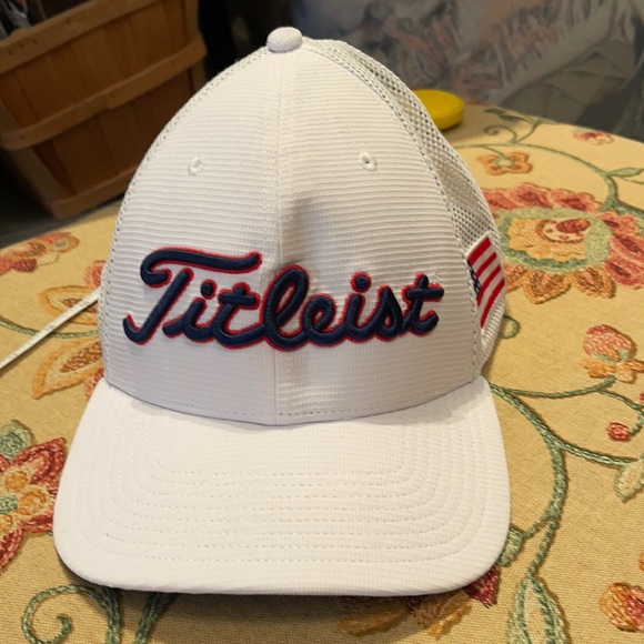 Brand new Titleist golfers cap